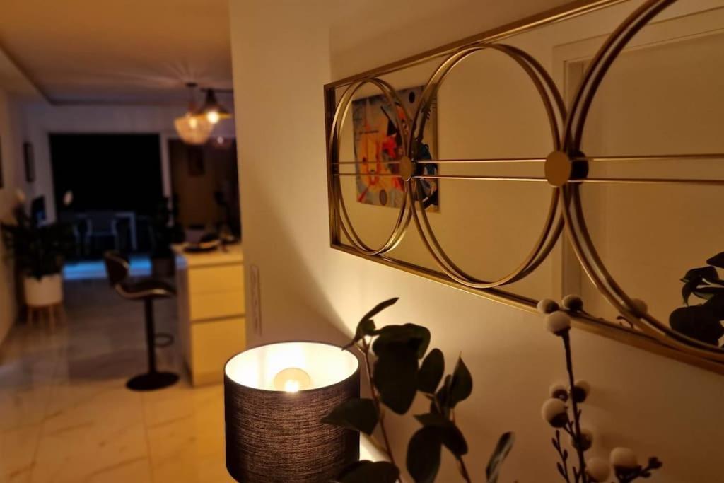 Suite Prestige Logement Neuf Avec Spa Et Ecran De Cinema En Rez De Jardin Colmar Extérieur photo